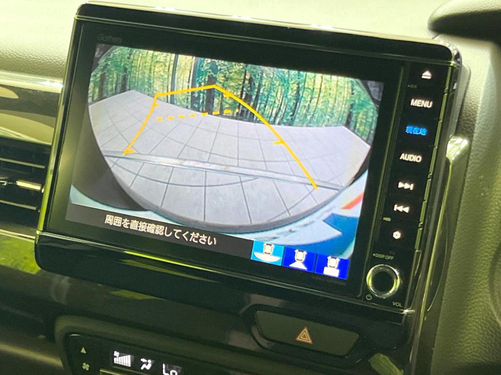 2018 Honda N-BOX CUSTOM DBA-JF3 (UW-69f95e4680f78)[29]