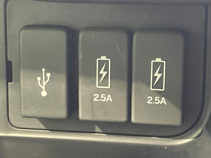 2019 Honda N-BOX CUSTOM 6BA-JF3 (UW-69f95e4768917)[17]