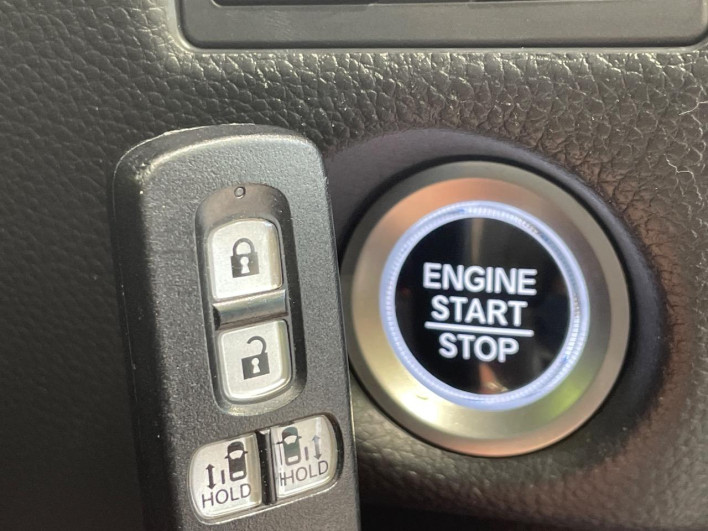 2019 Honda N-BOX CUSTOM 6BA-JF3 (UW-69f95e4768917)[12]