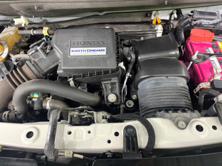 2019 Honda N-BOX CUSTOM DBA-JF3 (UW-69f95e482de80)[8]