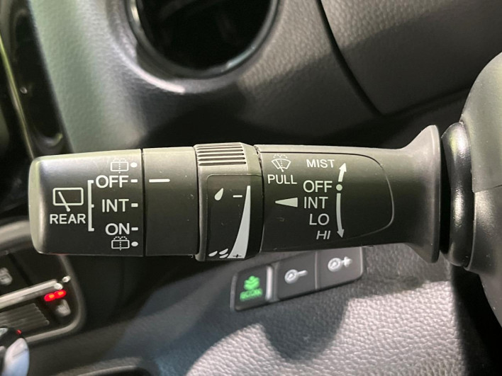 2021 Honda N-BOX CUSTOM 6BA-JF3 (UW-69f95e4952b50)[14]