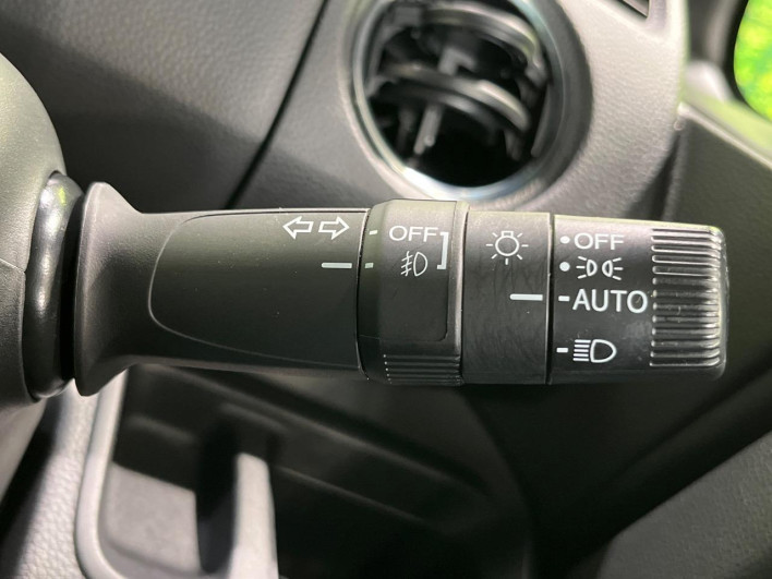 2021 Honda N-BOX CUSTOM 6BA-JF3 (UW-69f95e4952b50)[15]