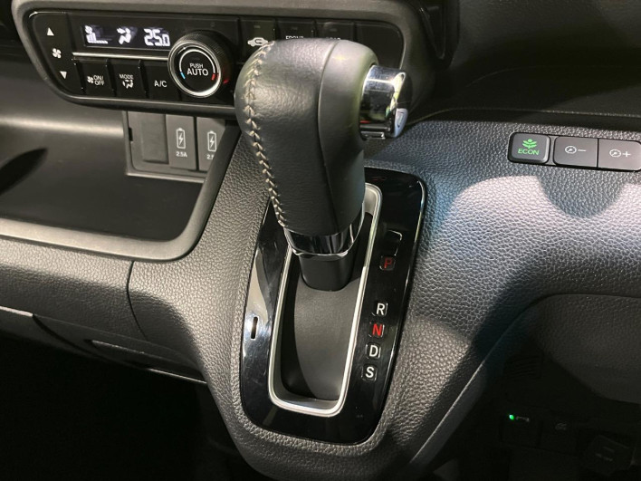 2021 Honda N-BOX CUSTOM 6BA-JF3 (UW-69f95e4952b50)[9]