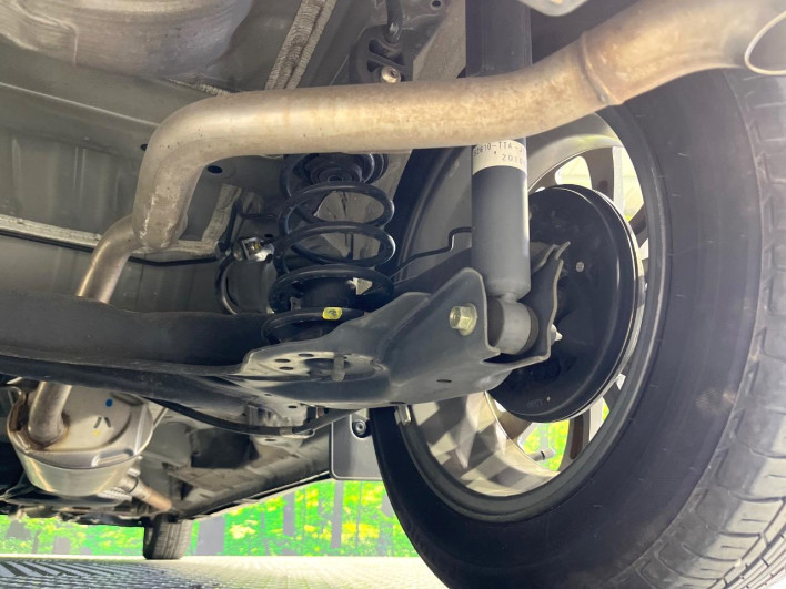 2021 Honda N-BOX CUSTOM 6BA-JF3 (UW-69f95e4a32f70)[18]
