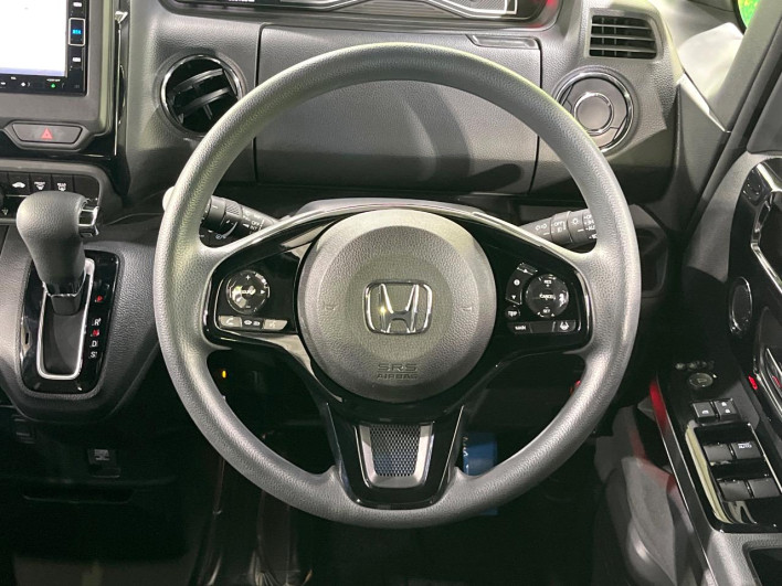 2021 Honda N-BOX CUSTOM 6BA-JF3 (UW-69f95e4a32f70)[28]