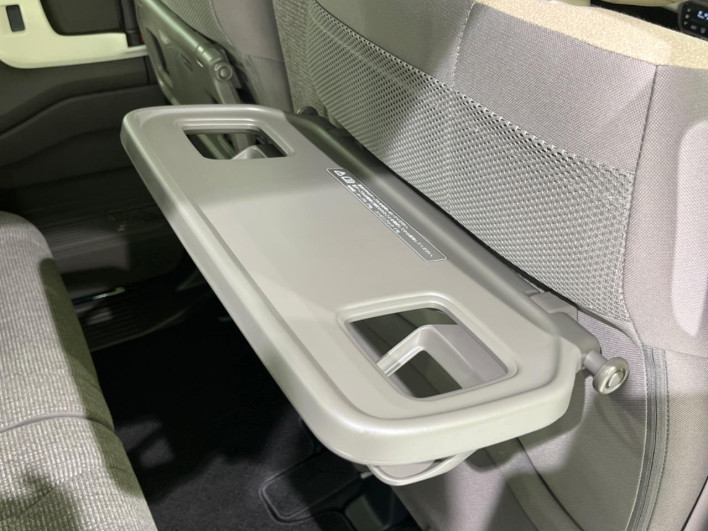 2023 Honda N-BOX 6BA-JF4 (UW-69f95e4d7b4d4)[8]