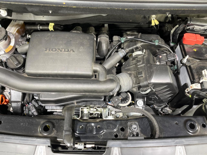 2024 Honda N-BOX CUSTOM 6BA-JF5 (UW-69f95e4e89d11)[4]