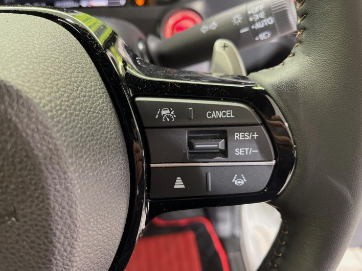 2024 Honda N-BOX CUSTOM 6BA-JF5 (UW-69f95e511d36c)[27]
