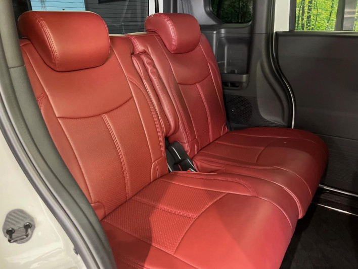 2024 Honda N-BOX CUSTOM 6BA-JF5 (UW-69f95e511d36c)[14]