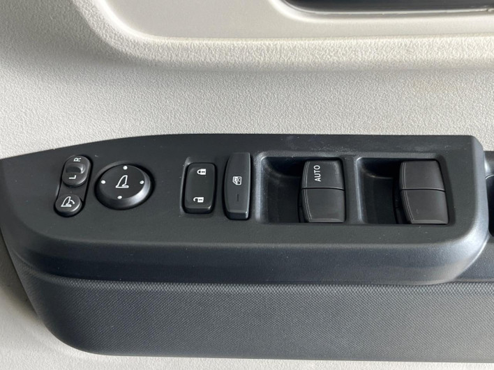 2024 Honda N-BOX 6BA-JF6 (UW-69f95e51b2481)[21]