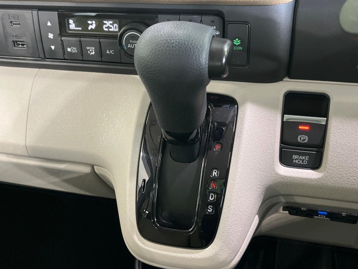 2024 Honda N-BOX 6BA-JF6 (UW-69f95e51b2481)[12]
