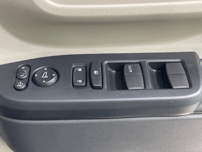 2024 Honda N-BOX 6BA-JF6 (UW-69f95e51e1856)[4]