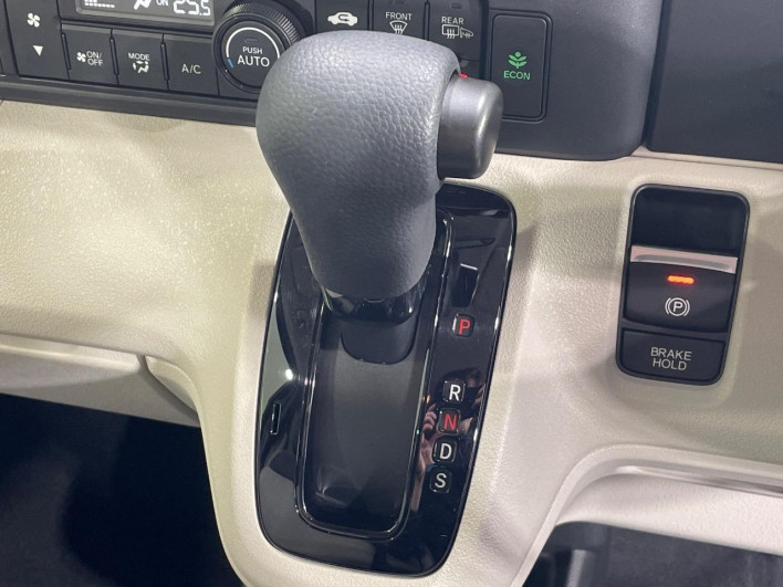 2024 Honda N-BOX 6BA-JF6 (UW-69f95e51e1856)[13]