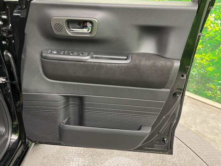2025 Honda N-BOX CUSTOM 6BA-JF6 (UW-69f95e534d3f6)[29]