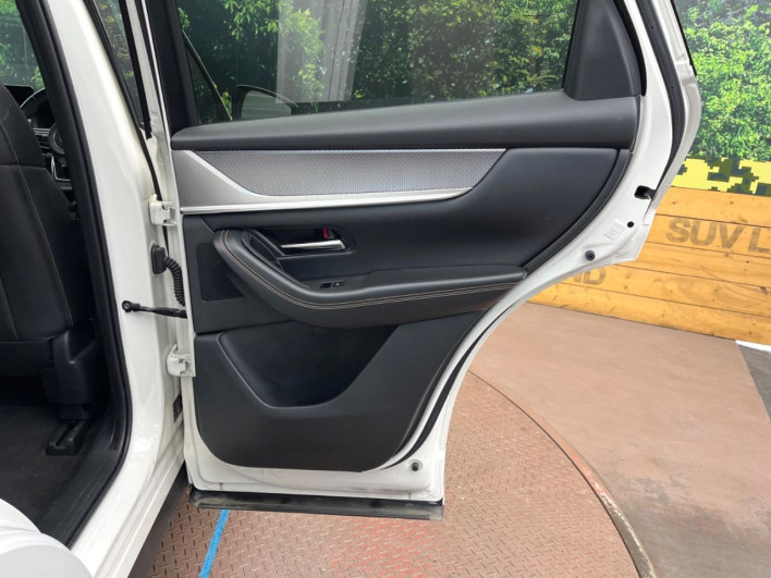 2022 Mazda CX-60 3CA-KH3R3P (UW-69f95e6368337)[20]