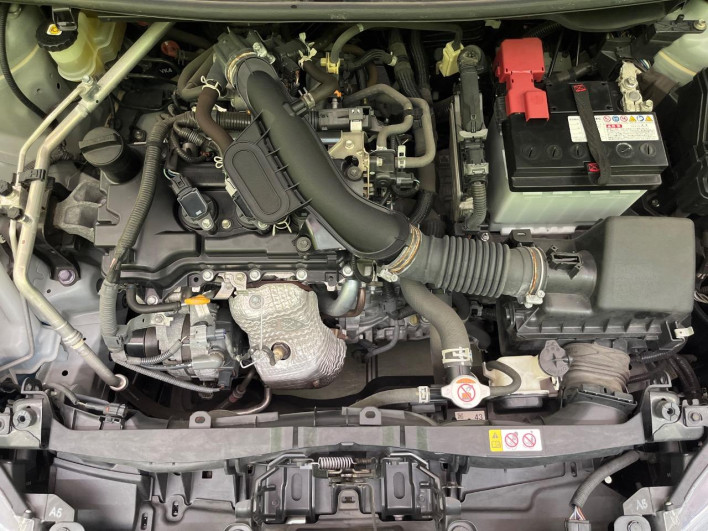 2021 Toyota Yaris 5BA-KSP210 (UW-69f95e641cae1)[4]
