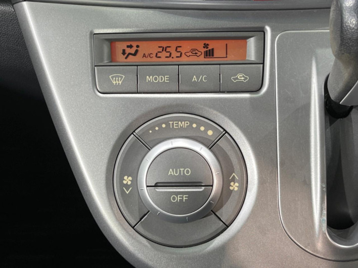 2010 Daihatsu Move DBA-L175S (UW-69f95e649a5df)[27]