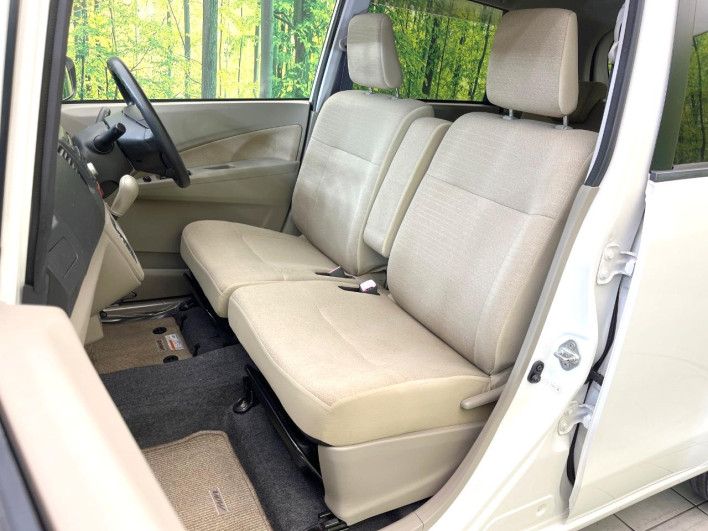 2012 Daihatsu Move DBA-LA100S (UW-69f95e6704097)[14]