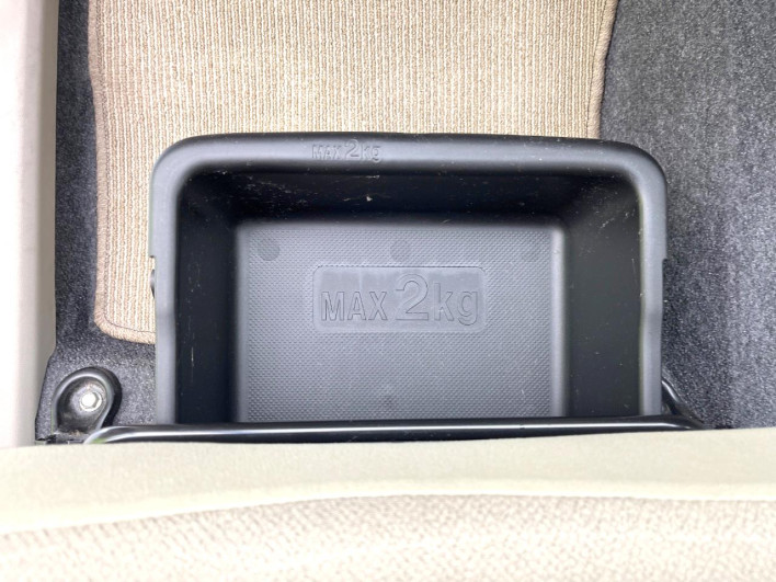 2012 Daihatsu Move DBA-LA100S (UW-69f95e6704097)[15]