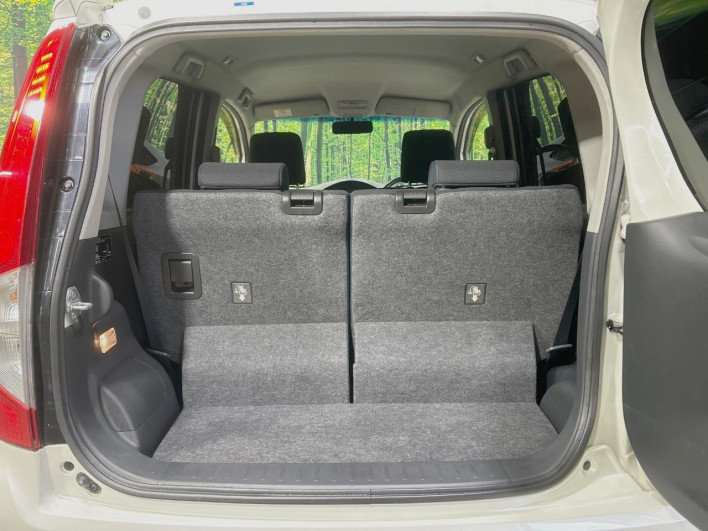 2012 Daihatsu Move DBA-LA100S (UW-69f95e683b97a)[13]