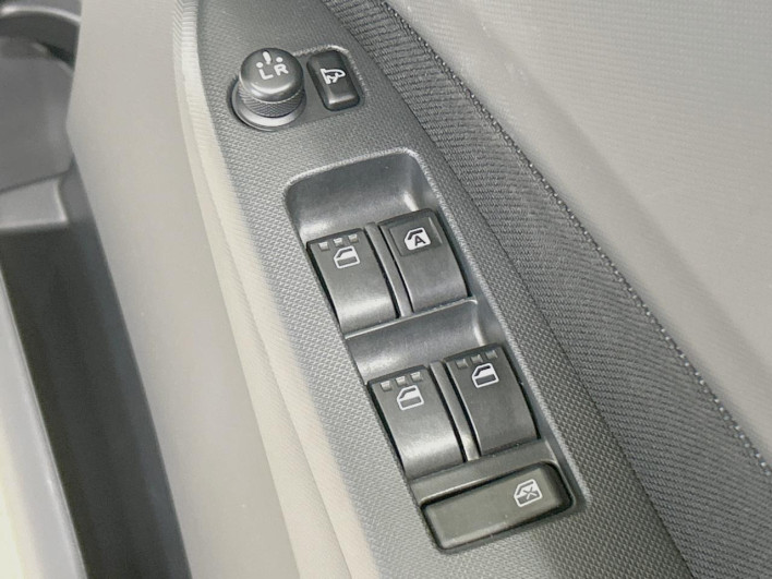 2012 Daihatsu Move DBA-LA100S (UW-69f95e683b97a)[17]