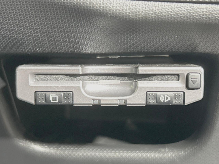 2012 Daihatsu Move DBA-LA100S (UW-69f95e683b97a)[24]