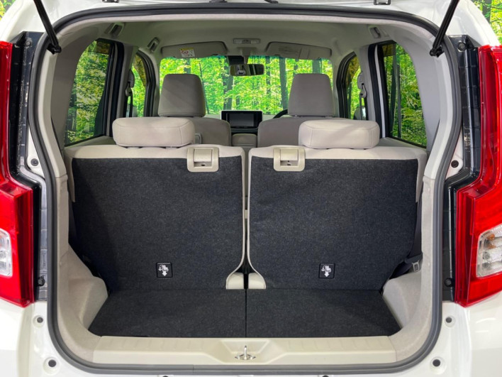 2016 Daihatsu Move DBA-LA150S (UW-69f95e69d7944)[13]