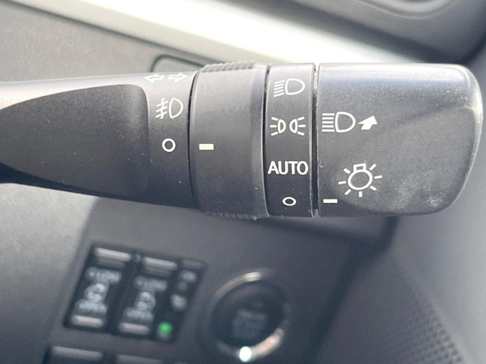 2019 Daihatsu Tanto DBA-LA600S (UW-69f95e758330f)[25]