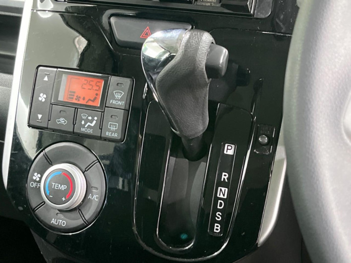 2013 Daihatsu Tanto DBA-LA610S (UW-69f95e75ed4b7)[25]