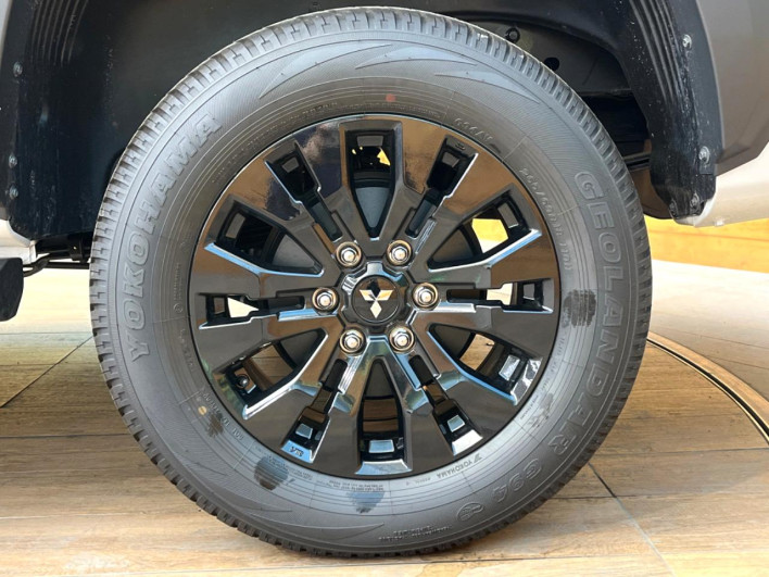 2025 Mitsubishi Triton 3DF-LC2T (UW-69f95e807d923)[23]