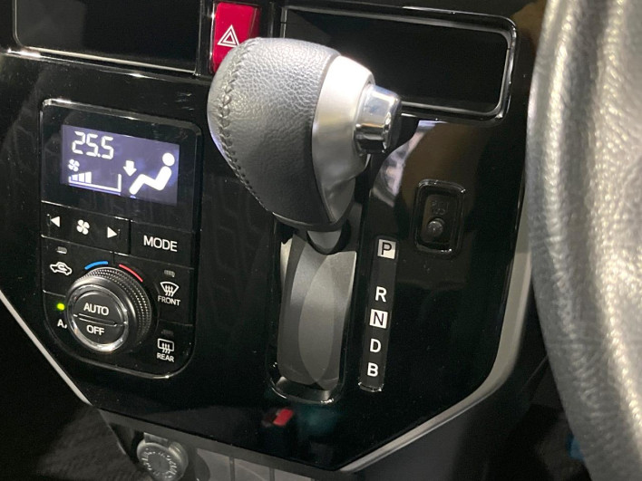 2017 Daihatsu Toll DBA-M900S (UW-69f95e849cc7f)[22]