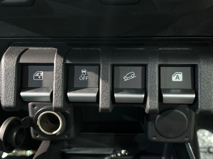 2026 Suzuki Jimny Nomad 3BA-JC74W (UW-69f95e883c6ae)[27]