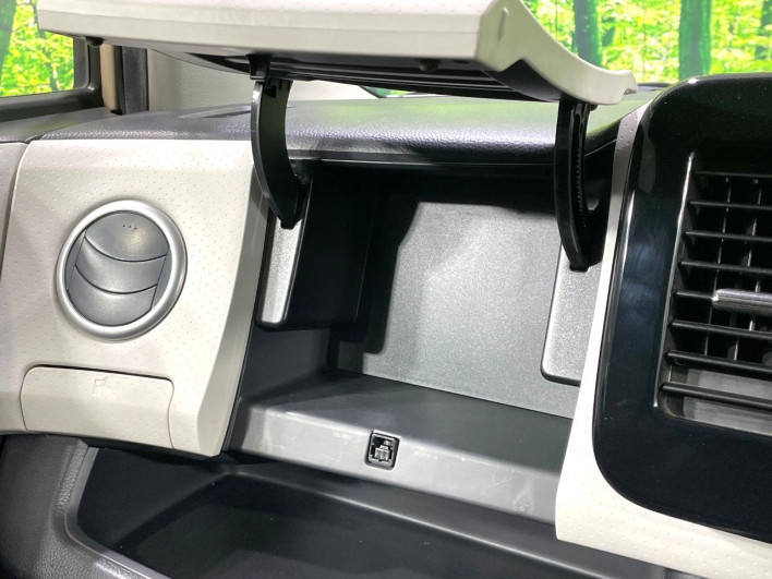 2013 Suzuki MR Wagon DBA-MF33S (UW-69f95e8a0ea1a)[21]