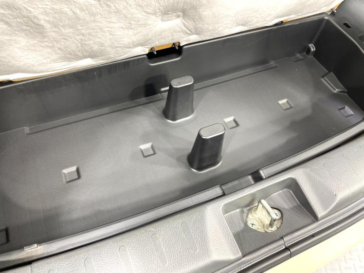 2013 Suzuki MR Wagon DBA-MF33S (UW-69f95e8a0ea1a)[15]