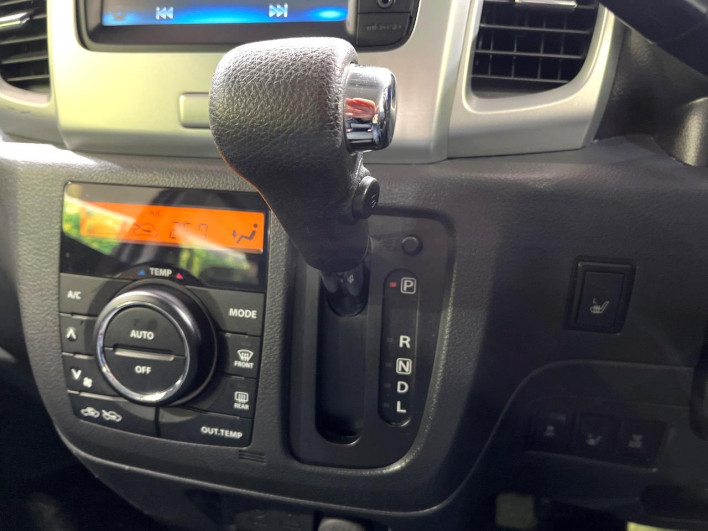 2015 Suzuki Spacia DBA-MK32S (UW-69f95e8e3f681)[11]