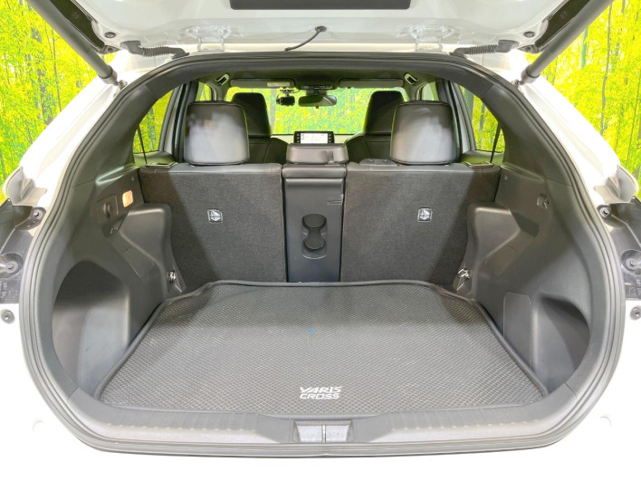 2023 Toyota Yaris Cross 6AA-MXPJ10 (UW-69f95ea73fadd)[27]
