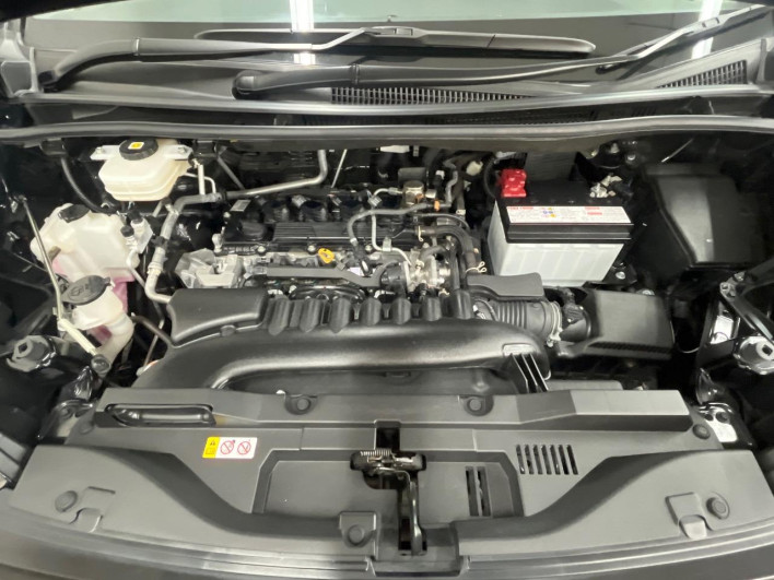 2022 Toyota Voxy 6BA-MZRA90W (UW-69f95eaee13e6)[9]