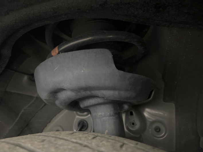 2022 Toyota Voxy 6BA-MZRA90W (UW-69f95eaee13e6)[6]