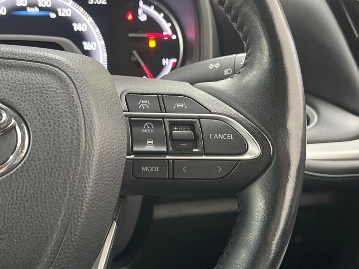 2022 Toyota Voxy 6BA-MZRA90W (UW-69f95eaee13e6)[16]