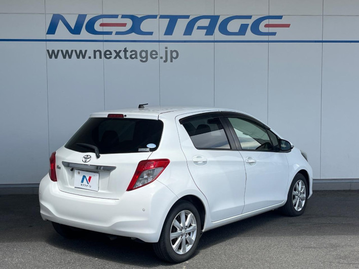 2013 Toyota Vitz DBA-NCP131 (UW-69f95eb1bfd2c)[15]