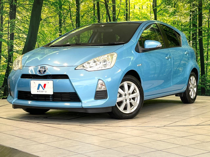 2014 Toyota Aqua DAA-NHP10 (UW-69f95eb494c61)[0]