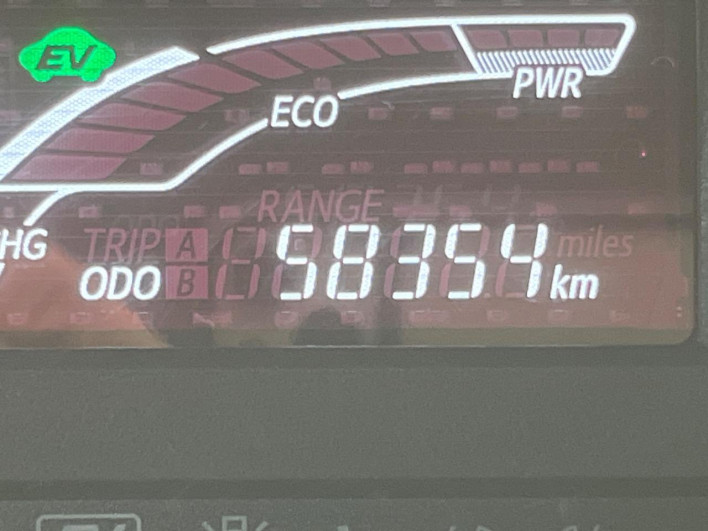 2015 Toyota Aqua DAA-NHP10 (UW-69f95eb4b9081)[2]