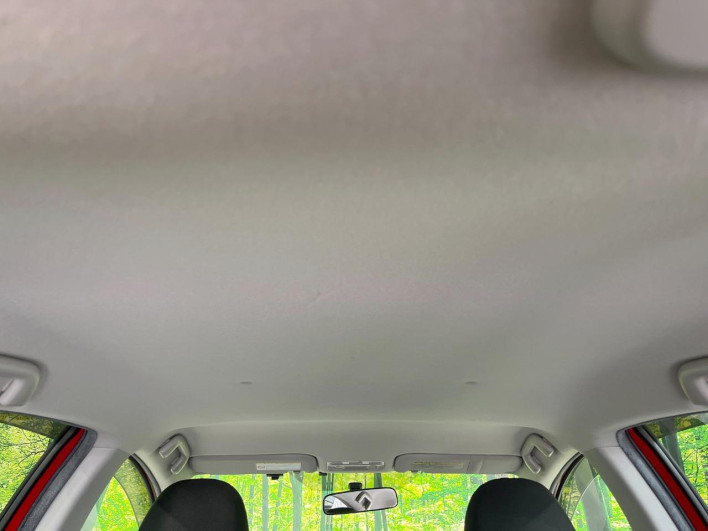 2013 Toyota Aqua DAA-NHP10 (UW-69f95eb70ab84)[28]