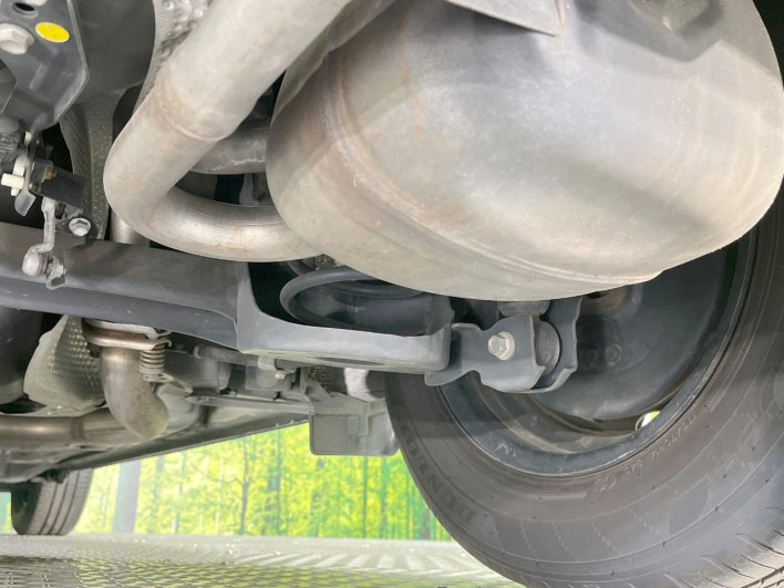 2019 Toyota Vitz DAA-NHP130 (UW-69f95eb8f2e0e)[24]