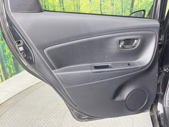 2019 Toyota Vitz DAA-NHP130 (UW-69f95eb8f2e0e)[29]