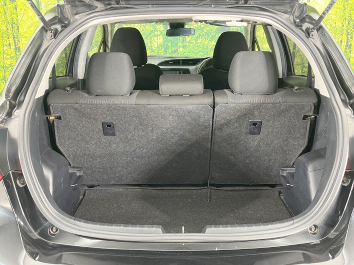 2019 Toyota Vitz DAA-NHP130 (UW-69f95eb8f2e0e)[25]