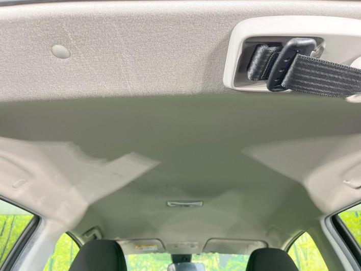 2019 Toyota Vitz DAA-NHP130 (UW-69f95eb8f2e0e)[27]