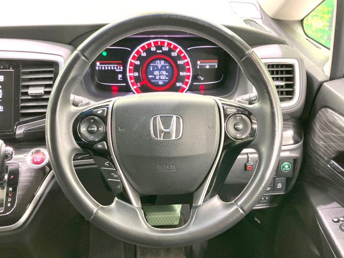 2013 Honda Odyssey DBA-RC1 (UW-69f95ec0c939a)[24]