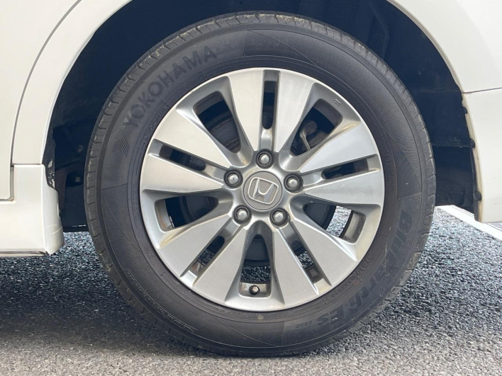 2014 Honda Stepwgn Spada DBA-RK5 (UW-69f95ec320b9f)[17]