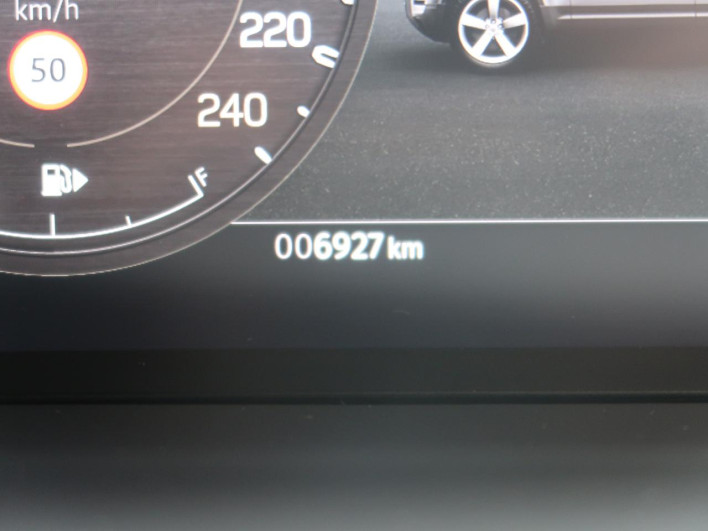 2024 Land Rover Defender 3CA-LE72WAB (UW-69f95ecc4ae9d)[2]